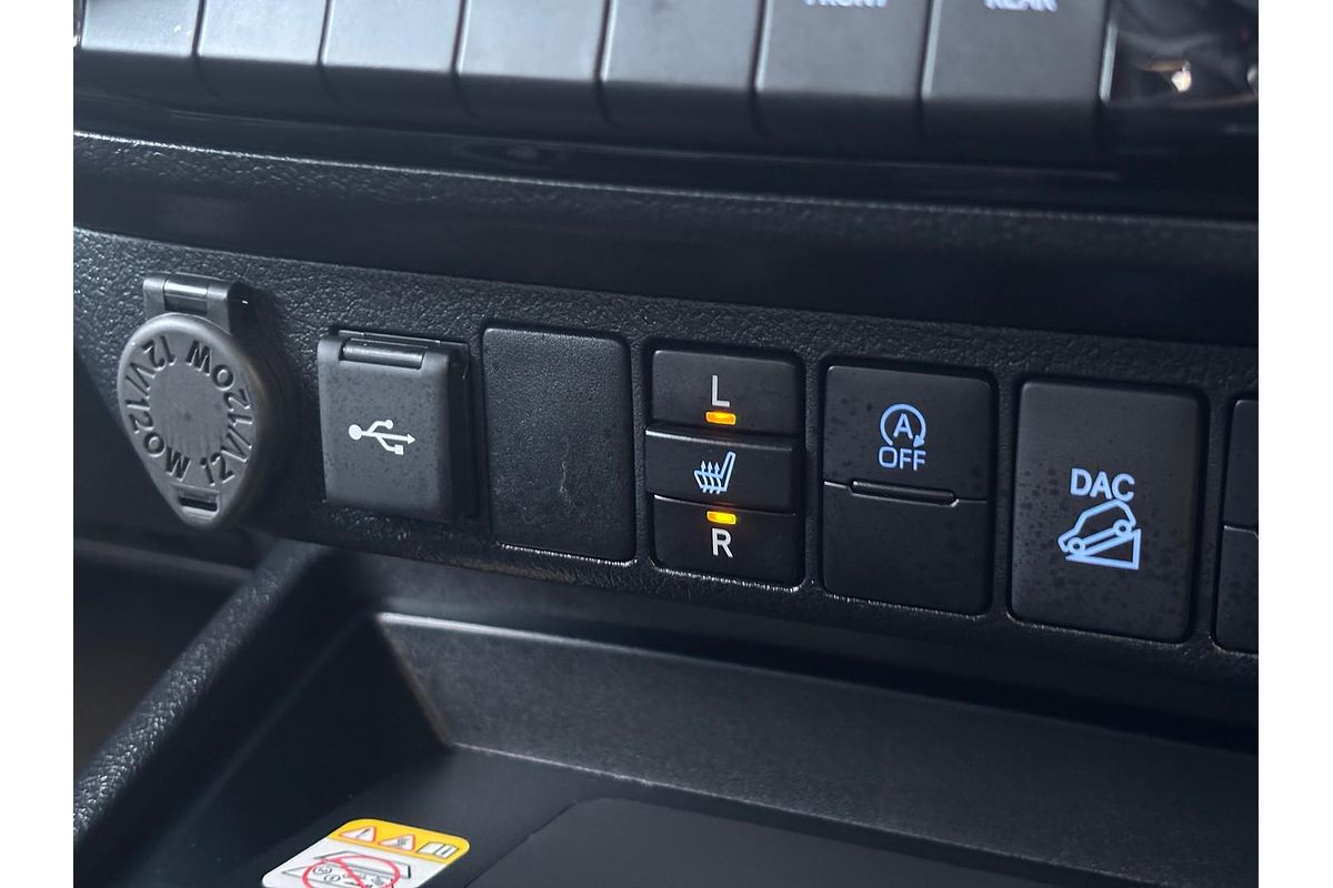 2024 Toyota Hilux Rogue 48V GUN126R 4X4