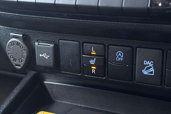 2024 Toyota Hilux Rogue 48V GUN126R 4X4