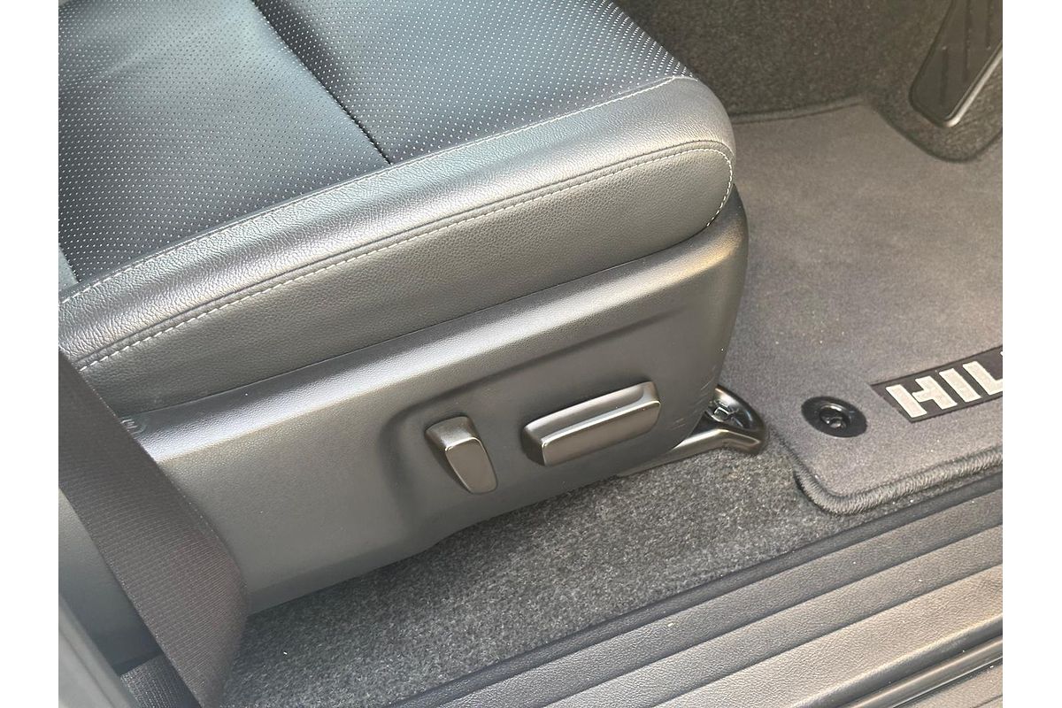 2024 Toyota Hilux Rogue 48V GUN126R 4X4