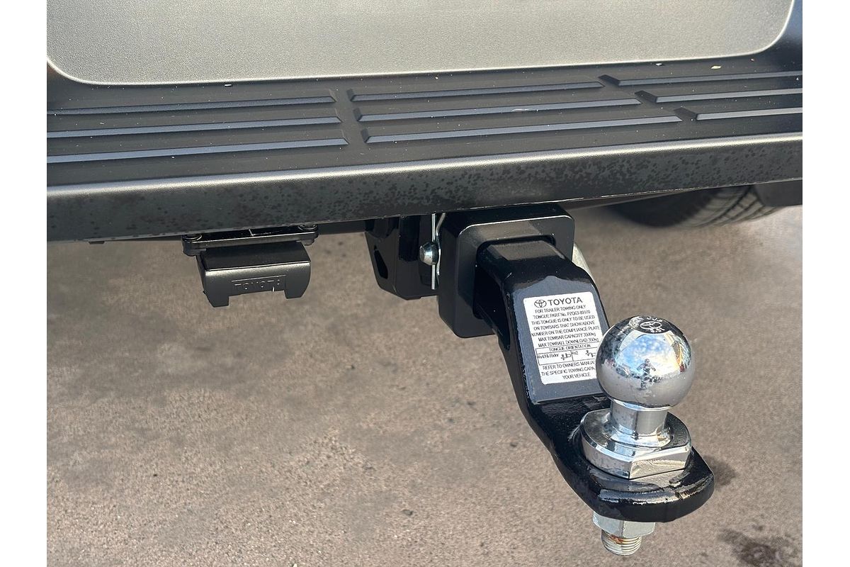 2024 Toyota Hilux Rogue 48V GUN126R 4X4