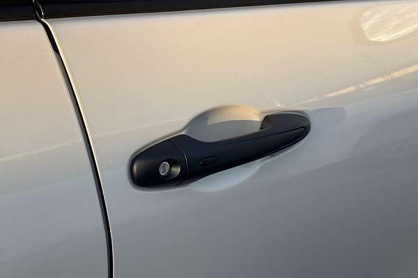 2024 Toyota Hilux Rogue 48V GUN126R 4X4
