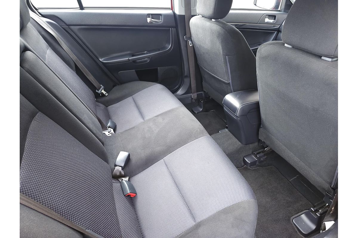 2017 Mitsubishi Lancer ES Sport CF