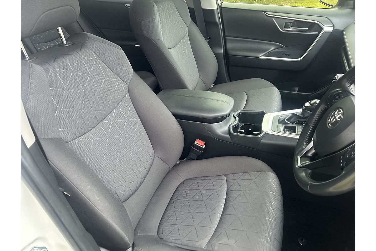 2021 Toyota RAV4 GXL AXAH52R
