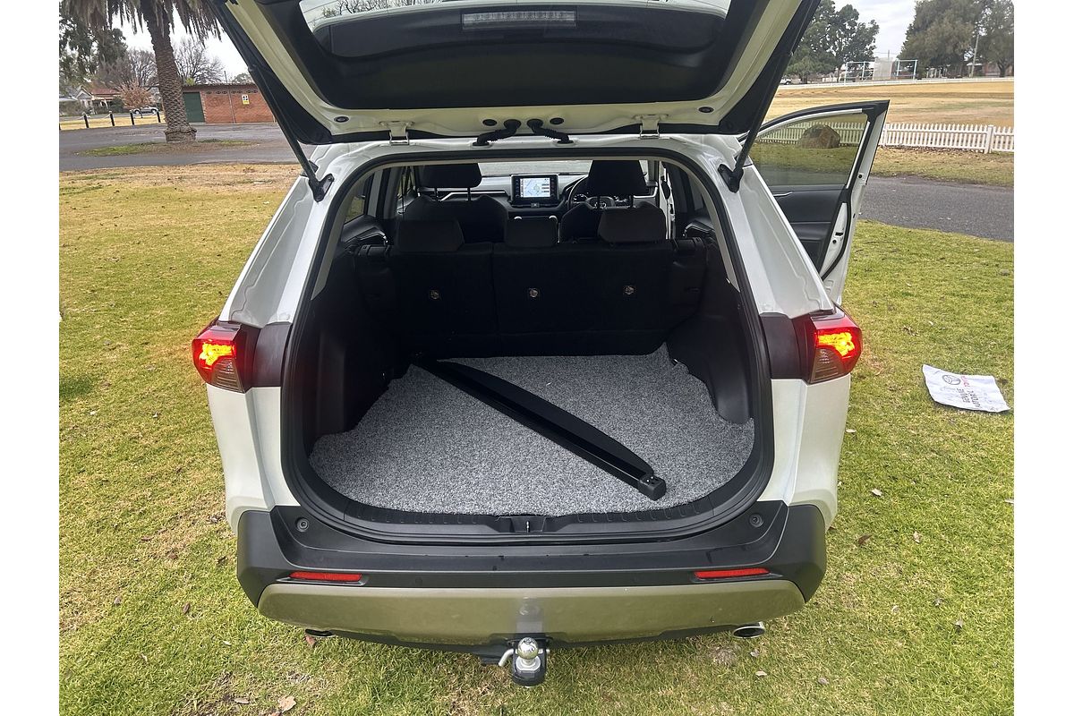 2021 Toyota RAV4 GXL AXAH52R