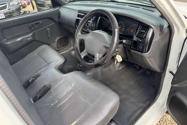 2000 Mitsubishi Triton GL MK Rear Wheel Drive
