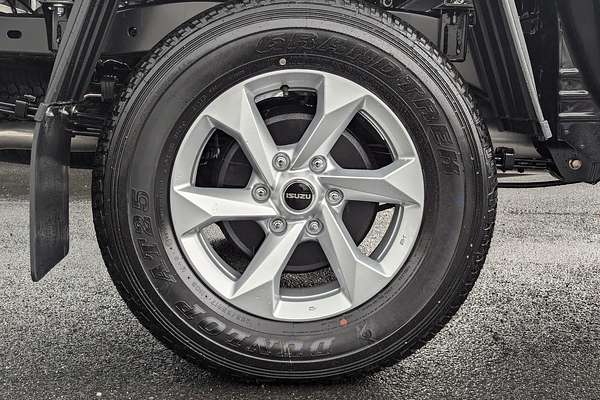 2025 Isuzu D-MAX LS-M 4X4