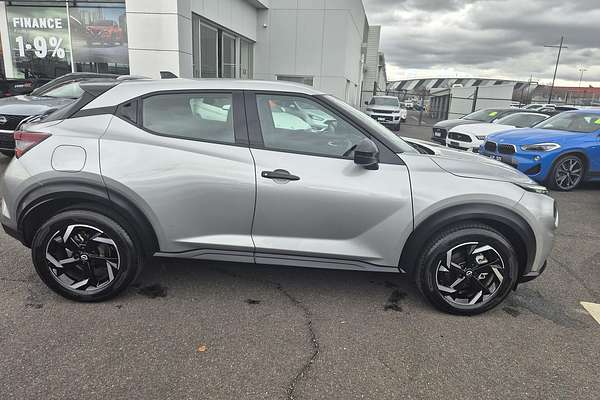 2024 Nissan JUKE ST+ F16