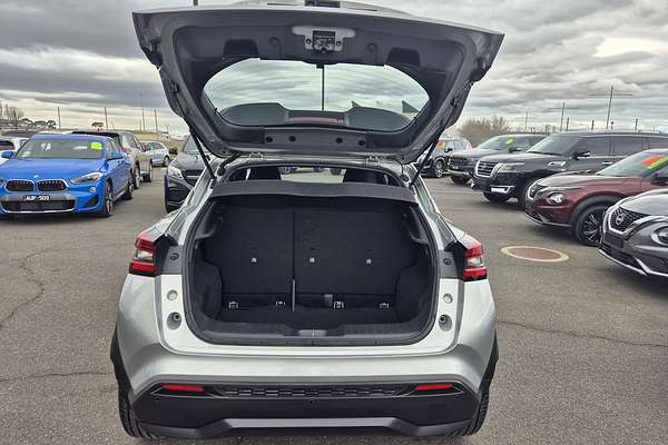 2024 Nissan JUKE ST+ F16