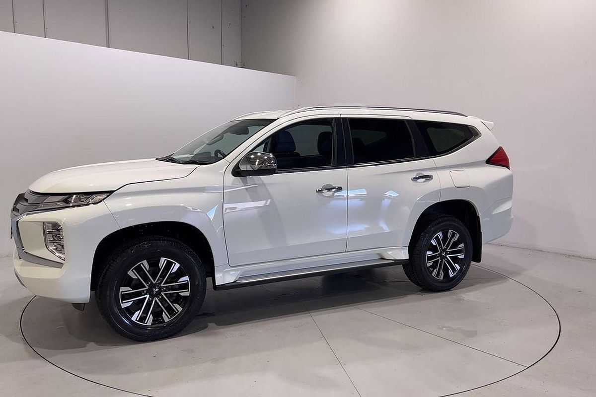 2023 Mitsubishi Pajero Sport GLS QF