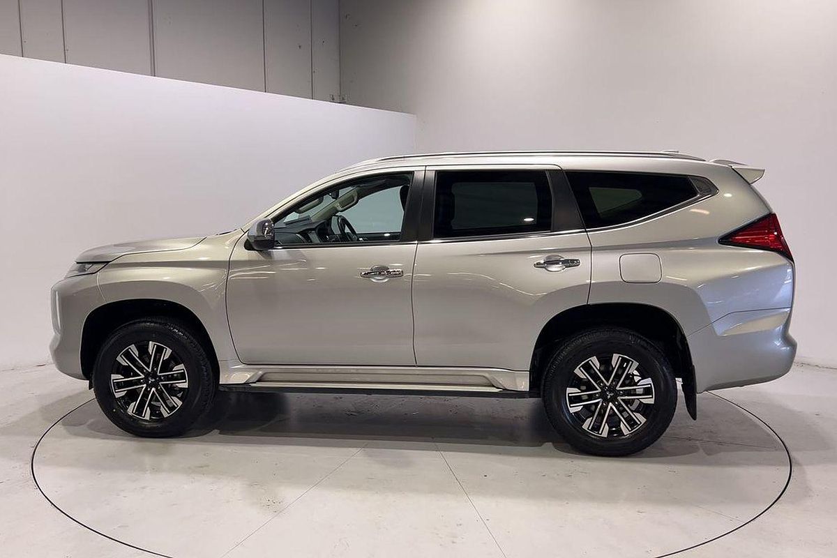 2023 Mitsubishi Pajero Sport GLS QF