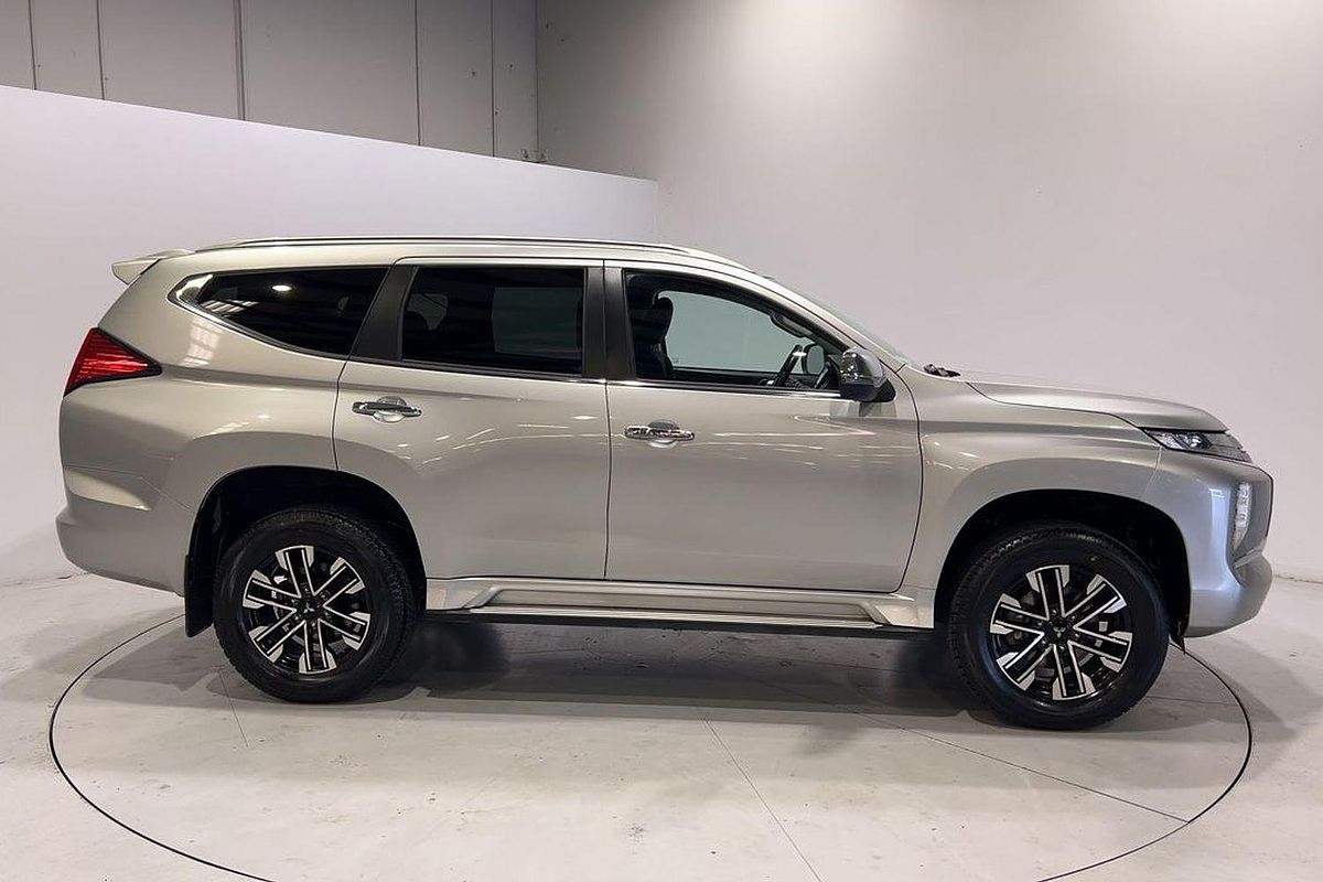 2023 Mitsubishi Pajero Sport GLS QF