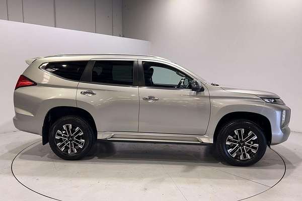 2023 Mitsubishi Pajero Sport GLS QF