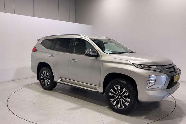 2023 Mitsubishi Pajero Sport GLS QF