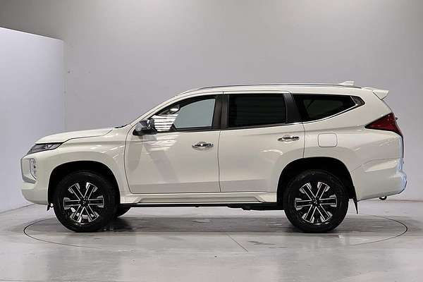 2023 Mitsubishi Pajero Sport GLS QF
