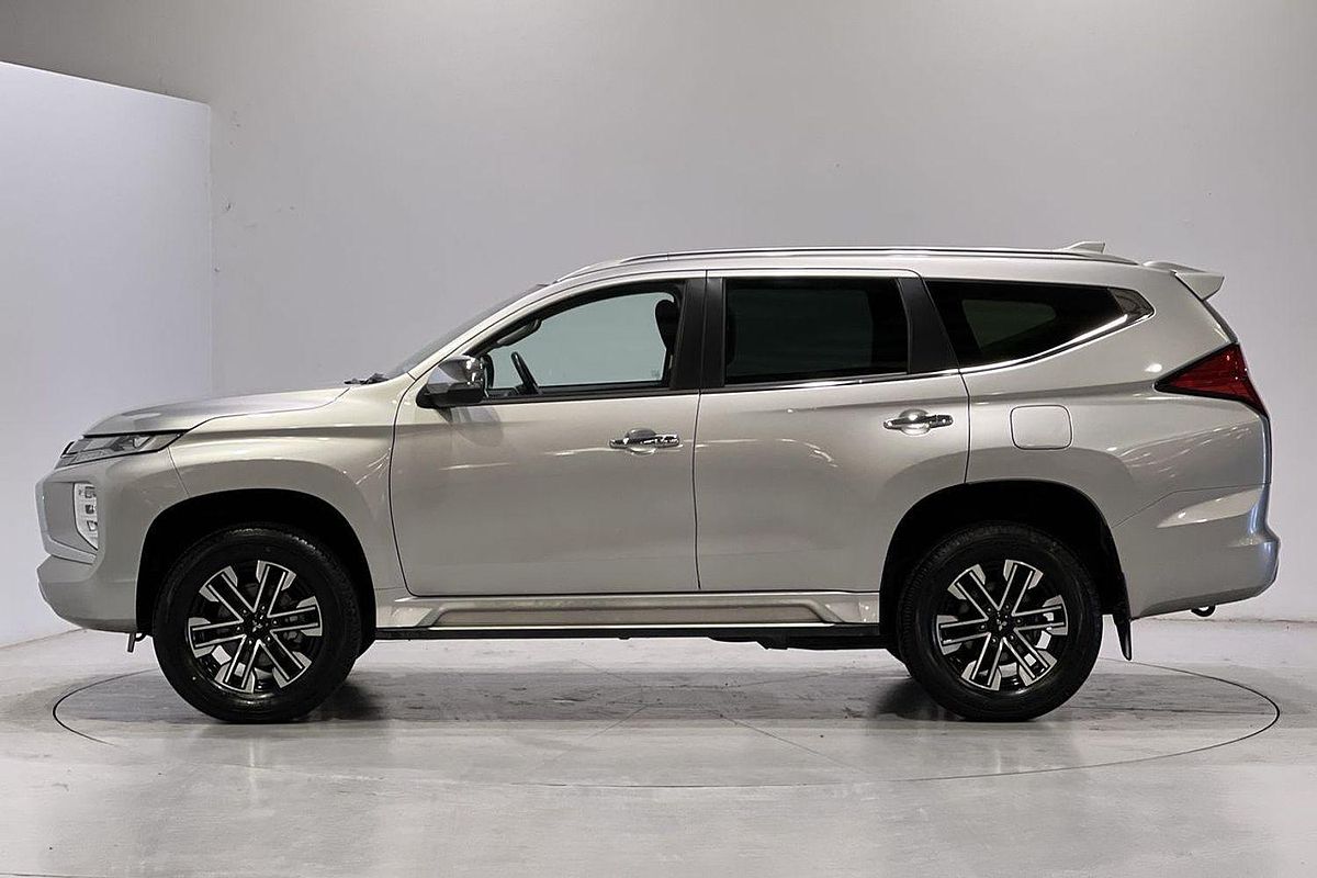 2023 Mitsubishi Pajero Sport GLS QF