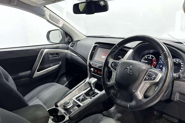 2023 Mitsubishi Pajero Sport GLS QF