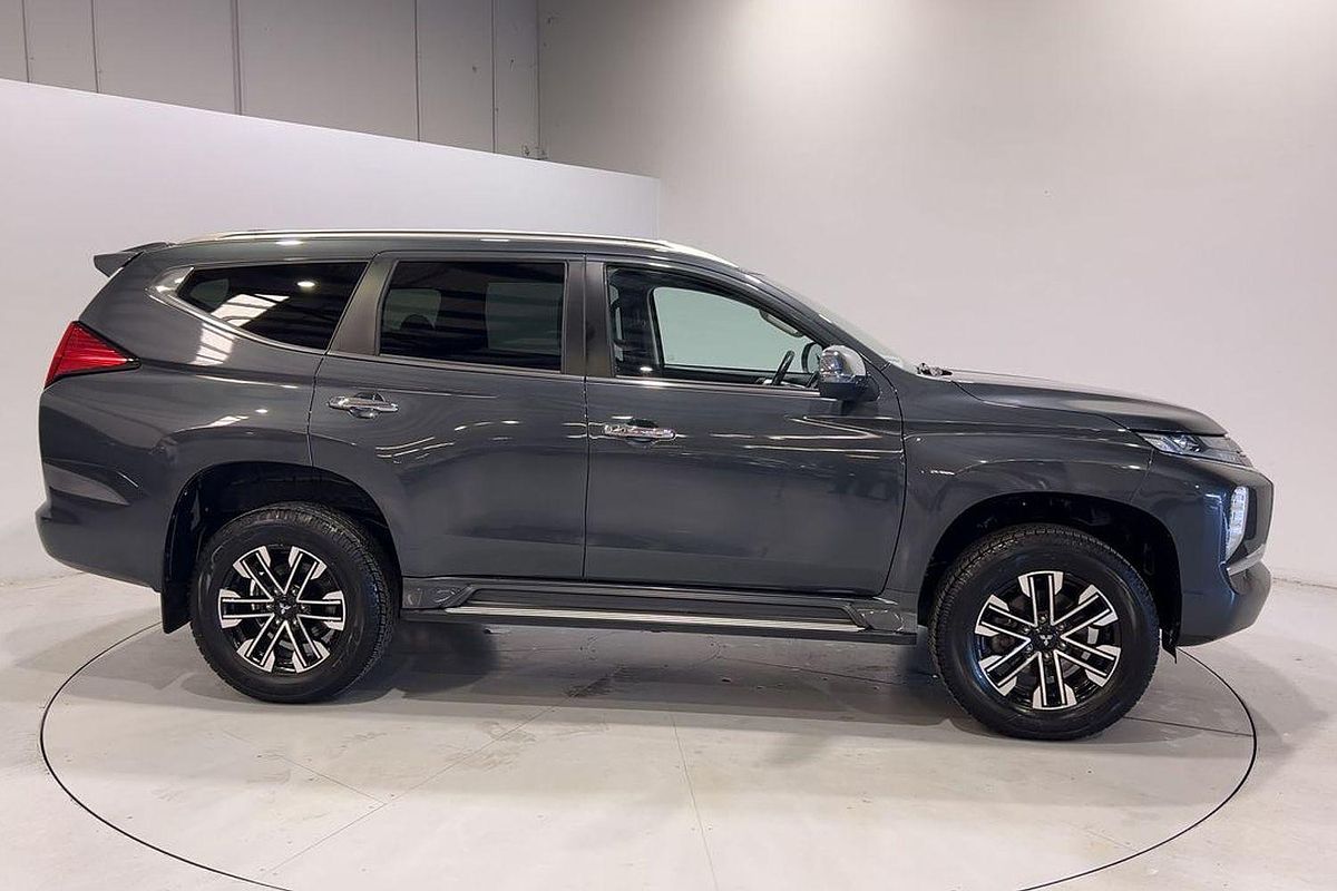2023 Mitsubishi Pajero Sport GLS QF