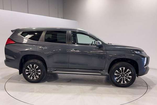 2023 Mitsubishi Pajero Sport GLS QF