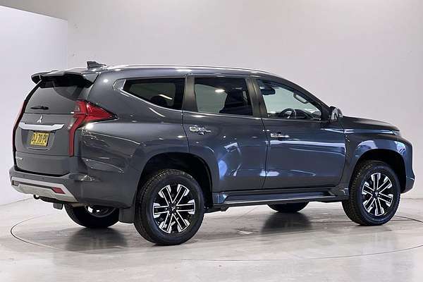 2023 Mitsubishi Pajero Sport GLS QF