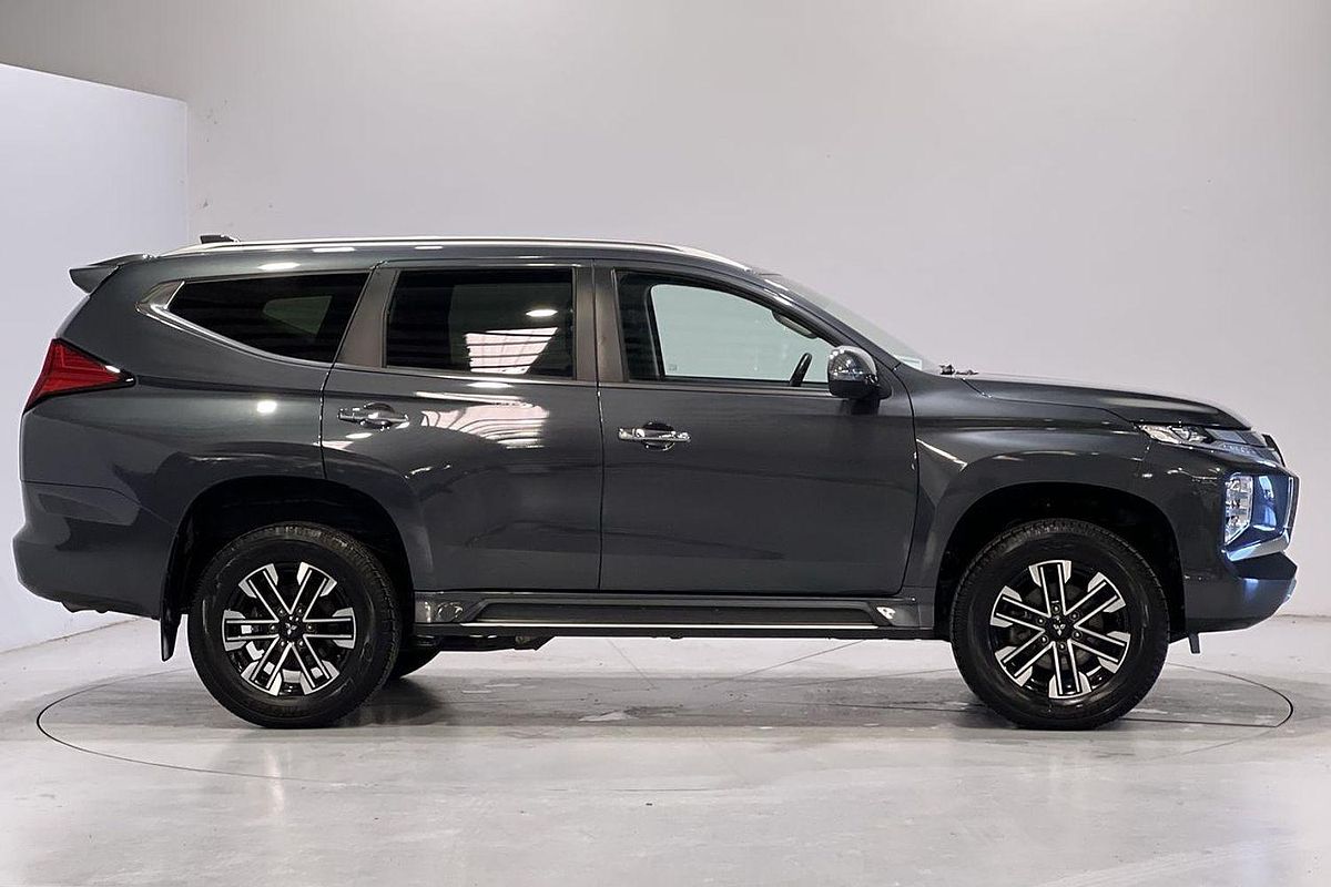 2023 Mitsubishi Pajero Sport GLS QF