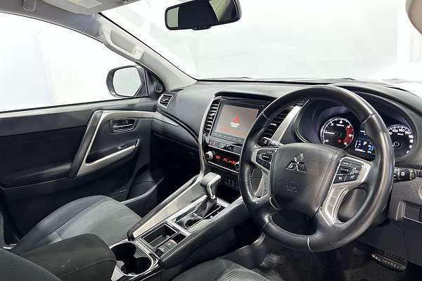 2023 Mitsubishi Pajero Sport GLS QF