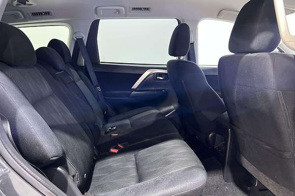 2023 Mitsubishi Pajero Sport GLS QF