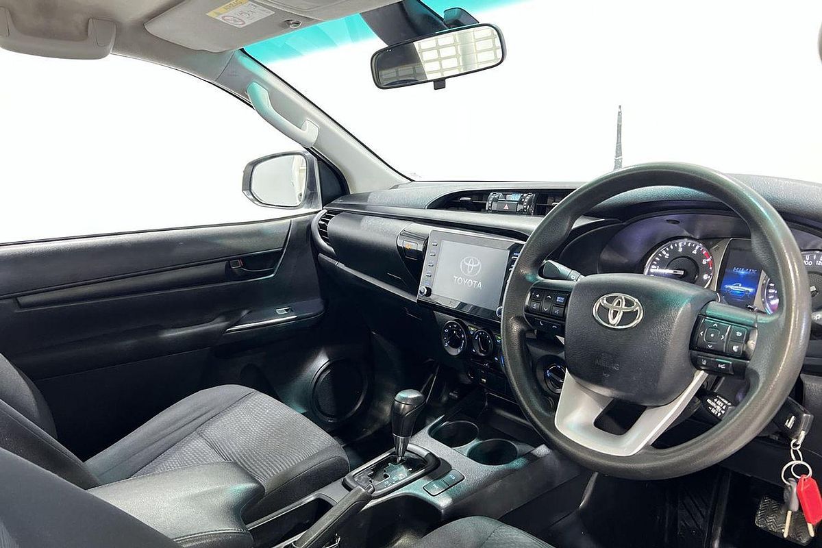 2021 Toyota Hilux SR GUN126R 4X4