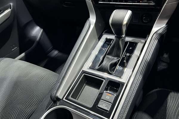 2023 Mitsubishi Pajero Sport GLS QF