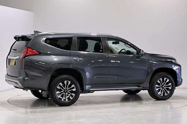 2023 Mitsubishi Pajero Sport GLS QF