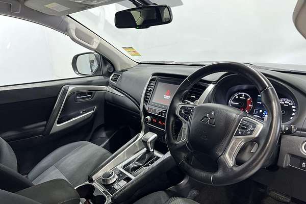 2023 Mitsubishi Pajero Sport GLS QF