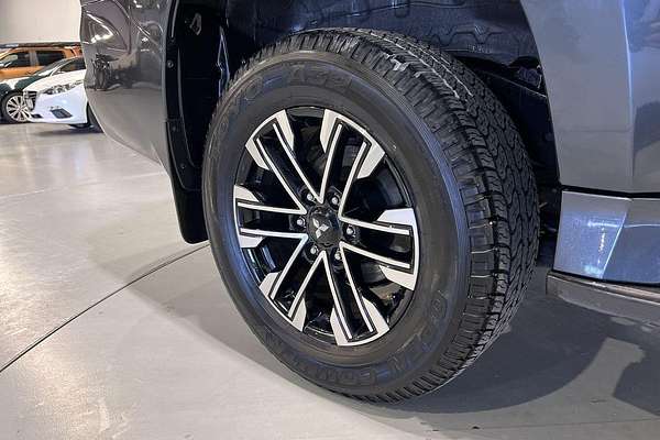 2023 Mitsubishi Pajero Sport GLS QF