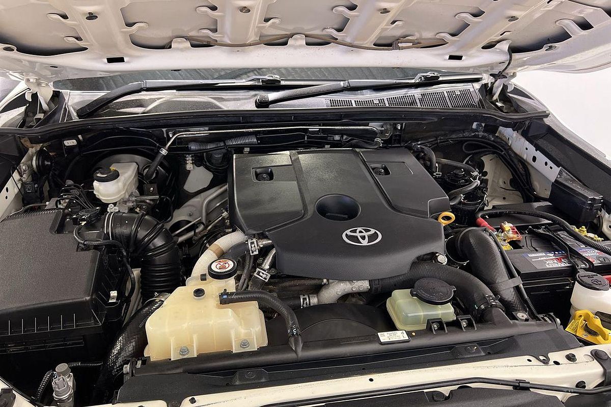 2021 Toyota Hilux SR GUN126R 4X4