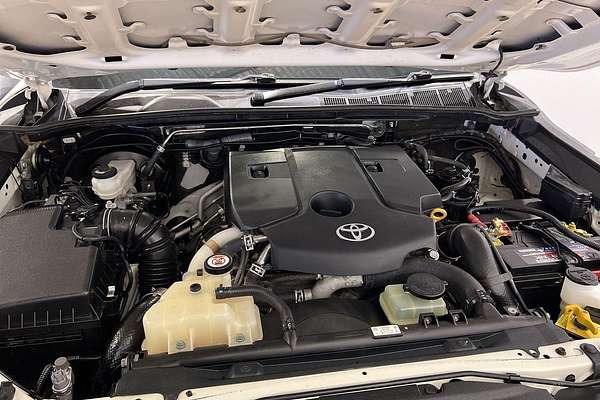 2021 Toyota Hilux SR GUN126R 4X4