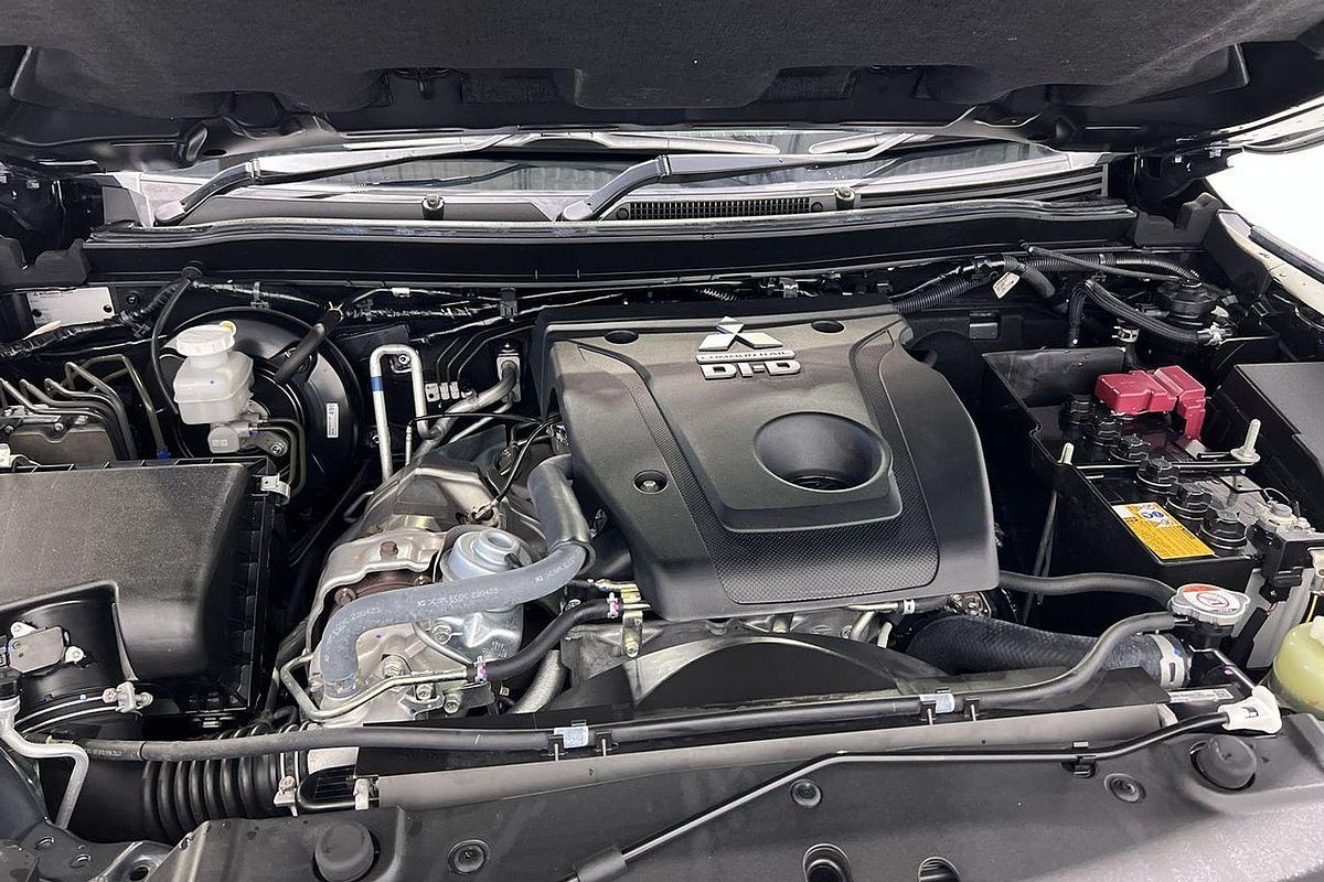 2023 Mitsubishi Pajero Sport GLS QF
