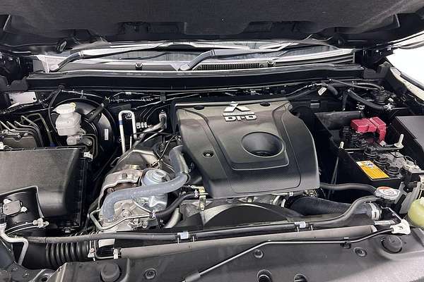 2023 Mitsubishi Pajero Sport GLS QF