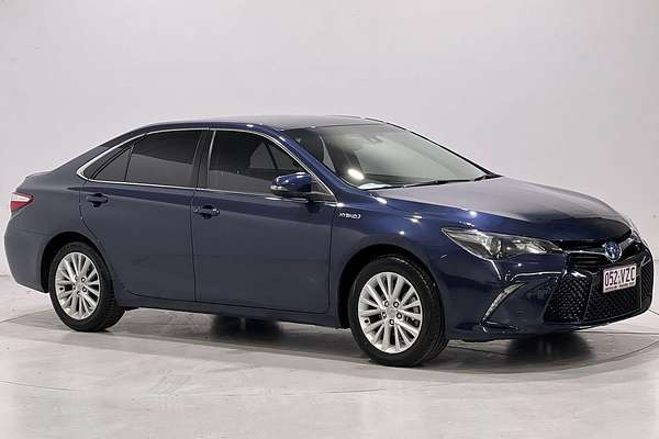 2015 Toyota Camry Atara SL AVV50R