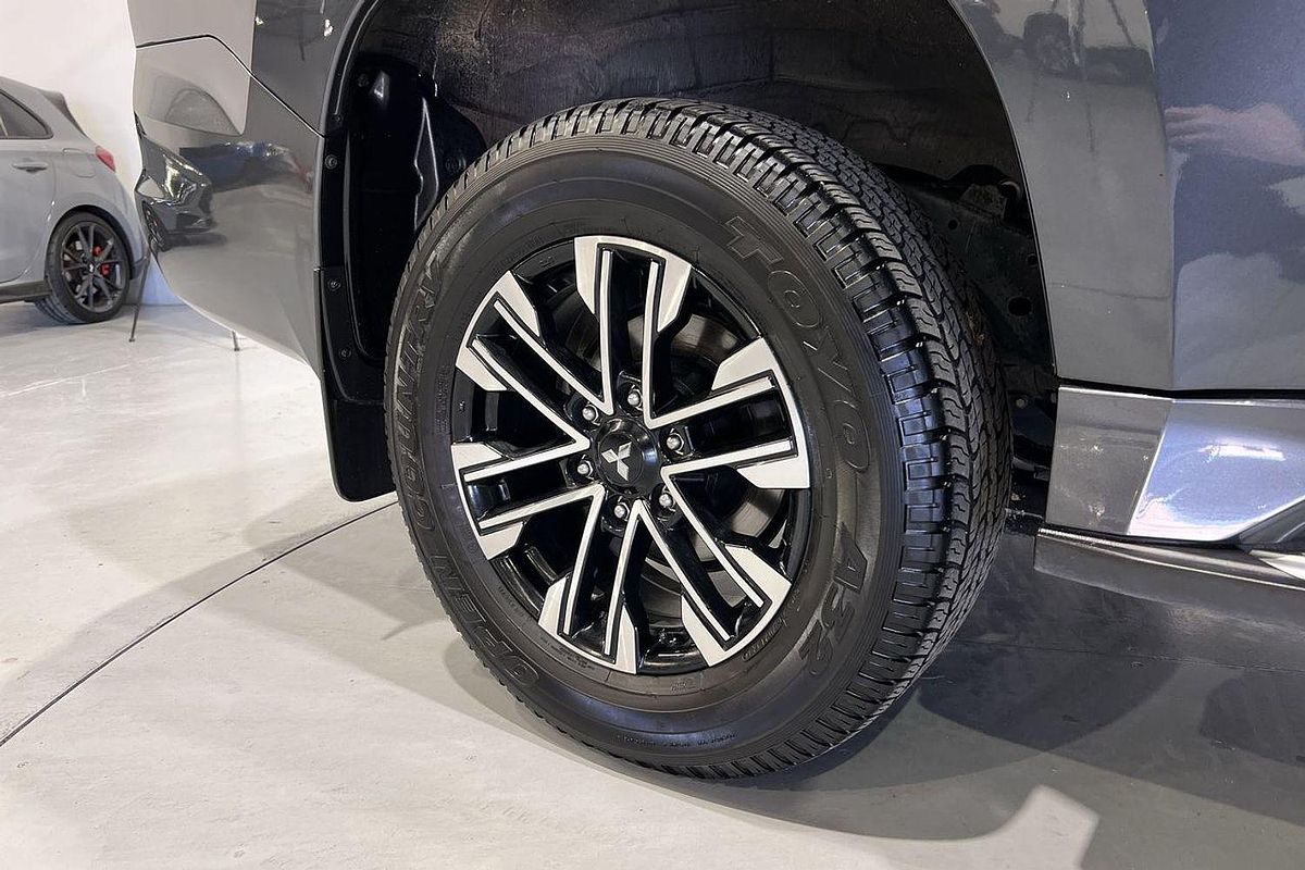 2023 Mitsubishi Pajero Sport GLS QF