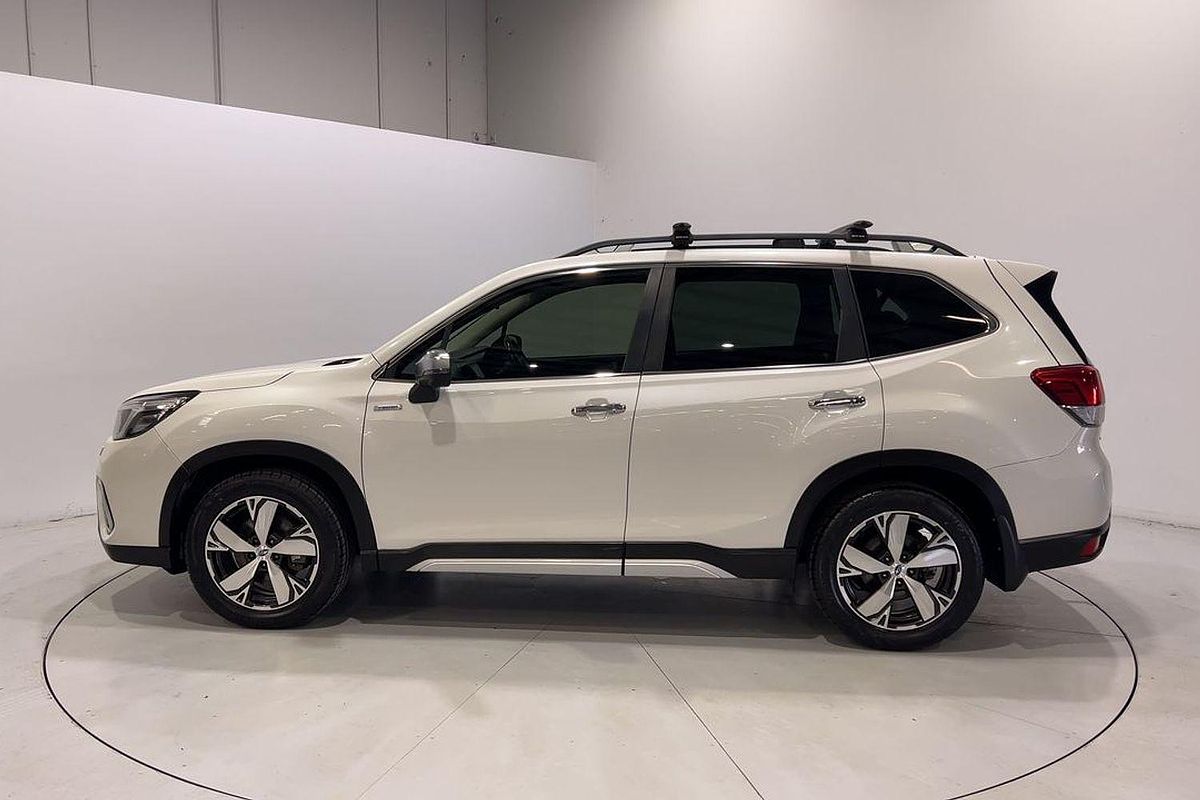2020 Subaru Forester Hybrid S S5