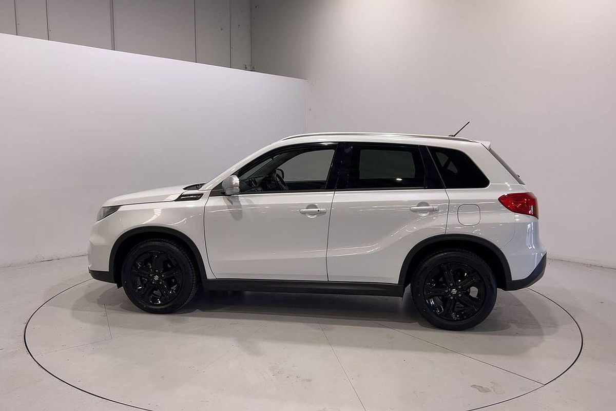 2017 Suzuki Vitara S Turbo LY