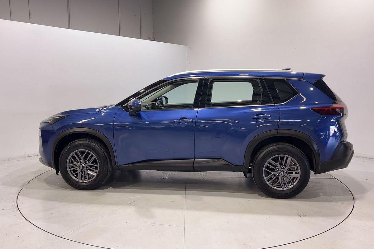 2023 Nissan X-TRAIL ST T33
