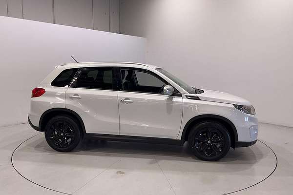 2017 Suzuki Vitara S Turbo LY
