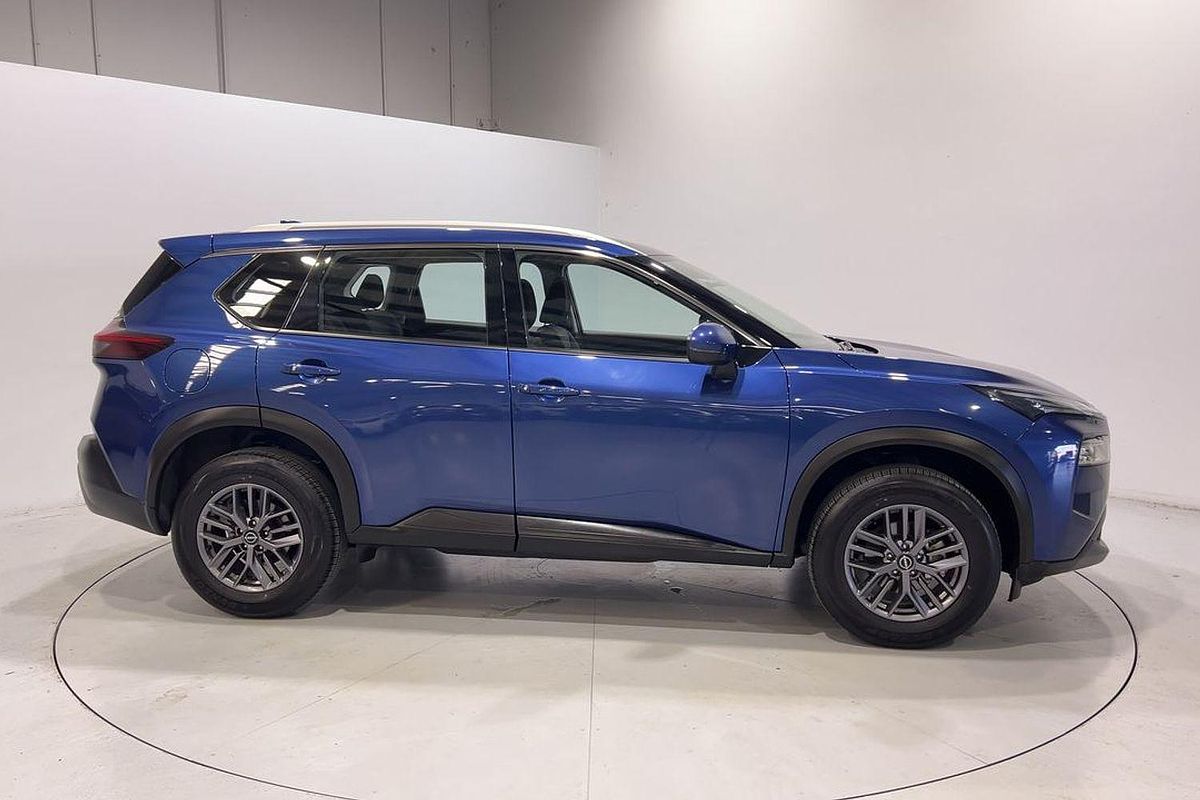 2023 Nissan X-TRAIL ST T33