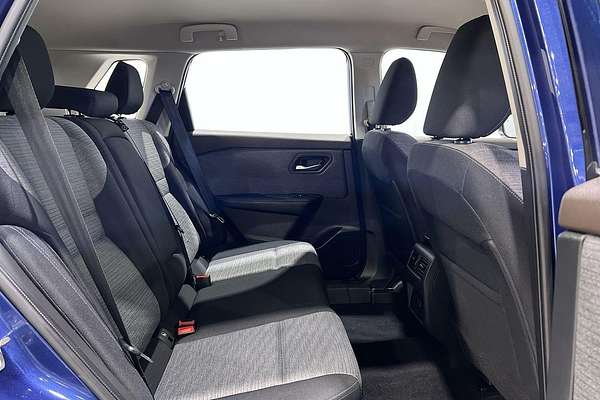2023 Nissan X-TRAIL ST T33