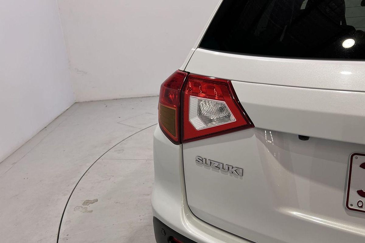 2017 Suzuki Vitara S Turbo LY