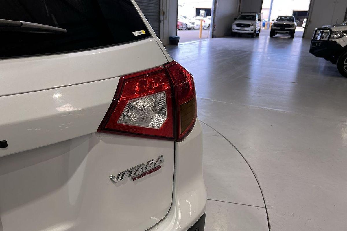 2017 Suzuki Vitara S Turbo LY