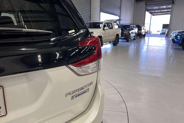 2020 Subaru Forester Hybrid S S5