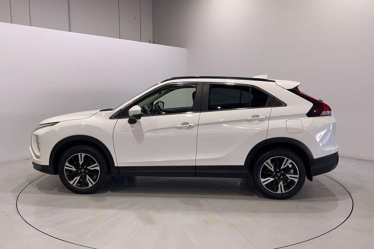 2023 Mitsubishi Eclipse Cross LS YB