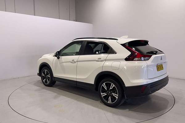 2023 Mitsubishi Eclipse Cross LS YB