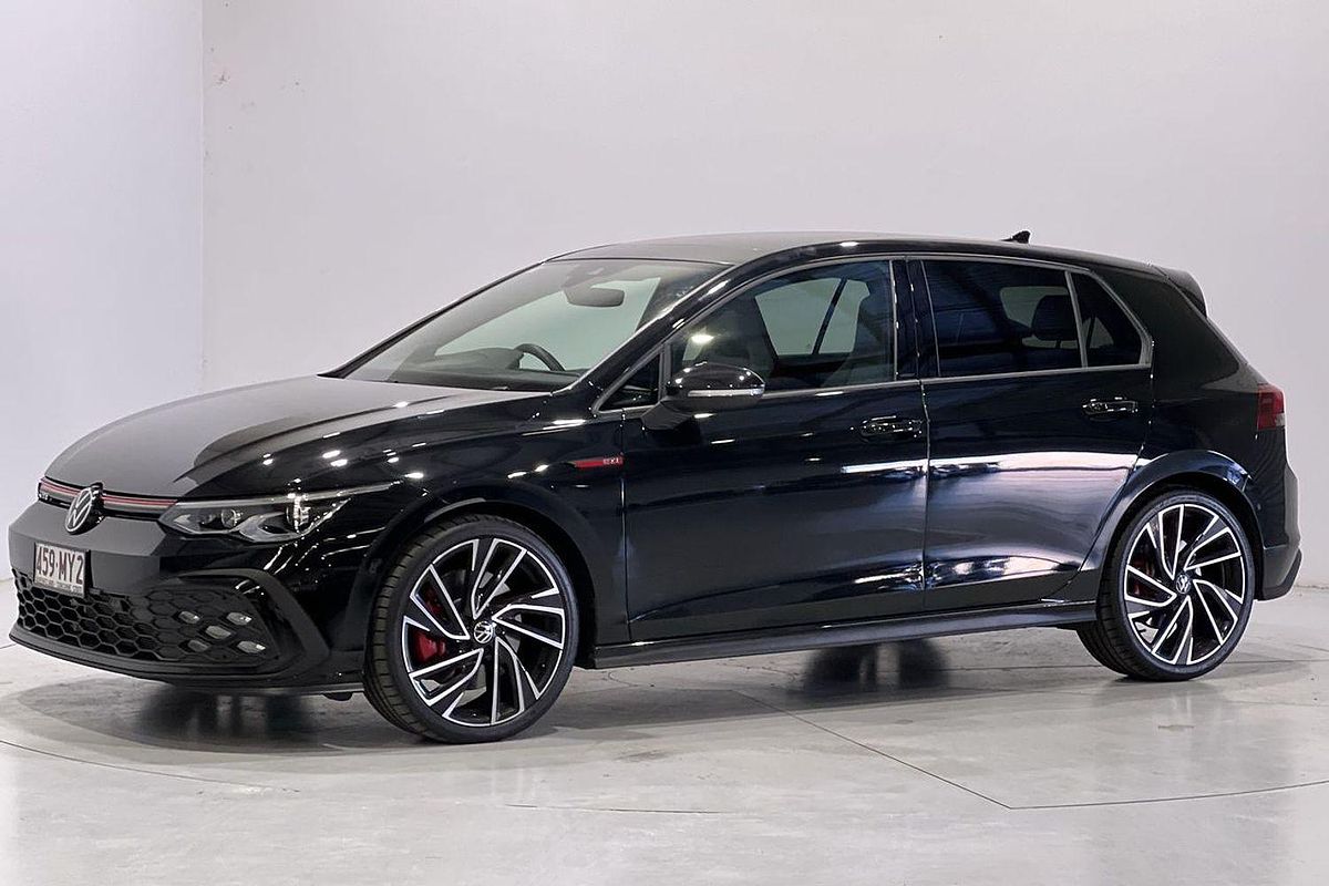 2024 Volkswagen Golf GTI 8