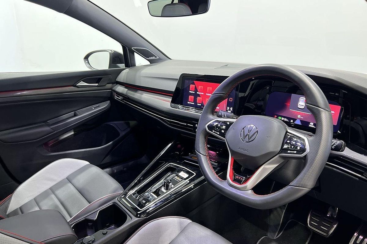 2024 Volkswagen Golf GTI 8